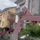Il forte maltempo rovescia alcune coperture in Via Verona